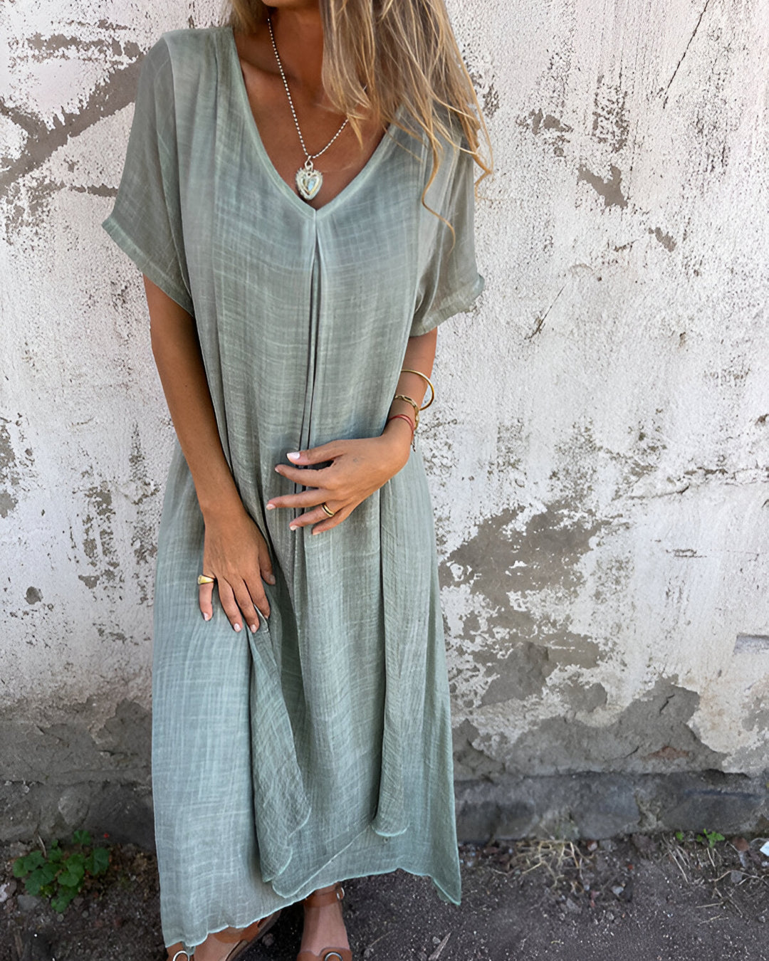 Eva - Timeless Sophistication Maxi Dress