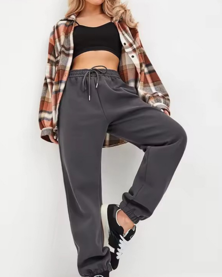 Amelia – Classic High-Waisted Joggers