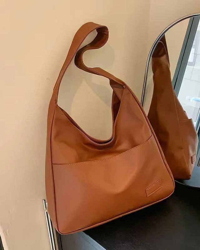 Vivi - Essential Shoulder Bag