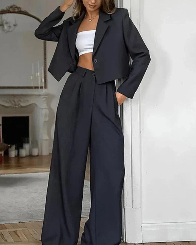 Maya - Elegant Suit