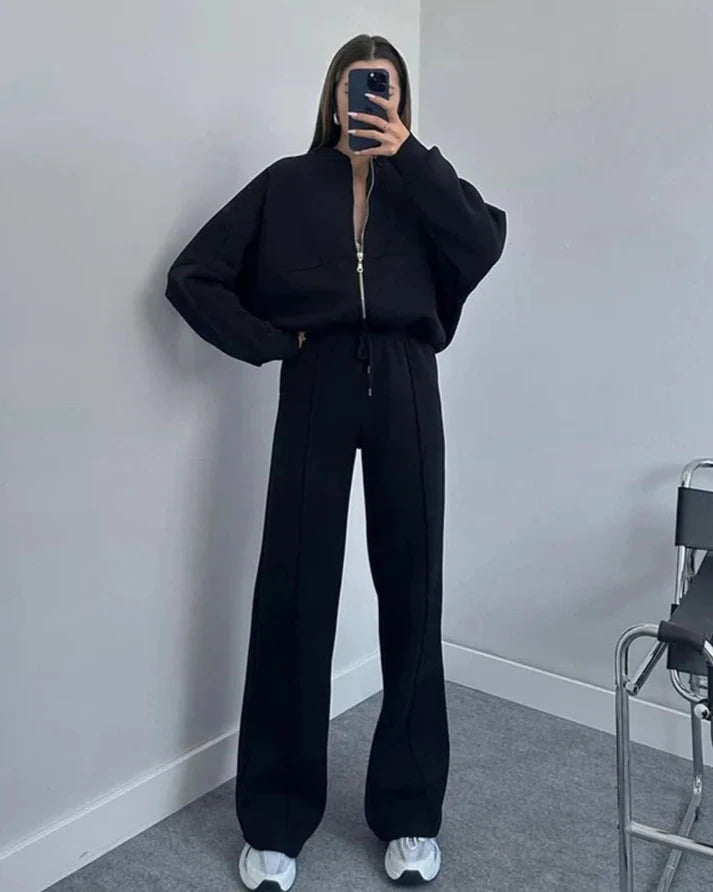 Sophia - Tracksuit