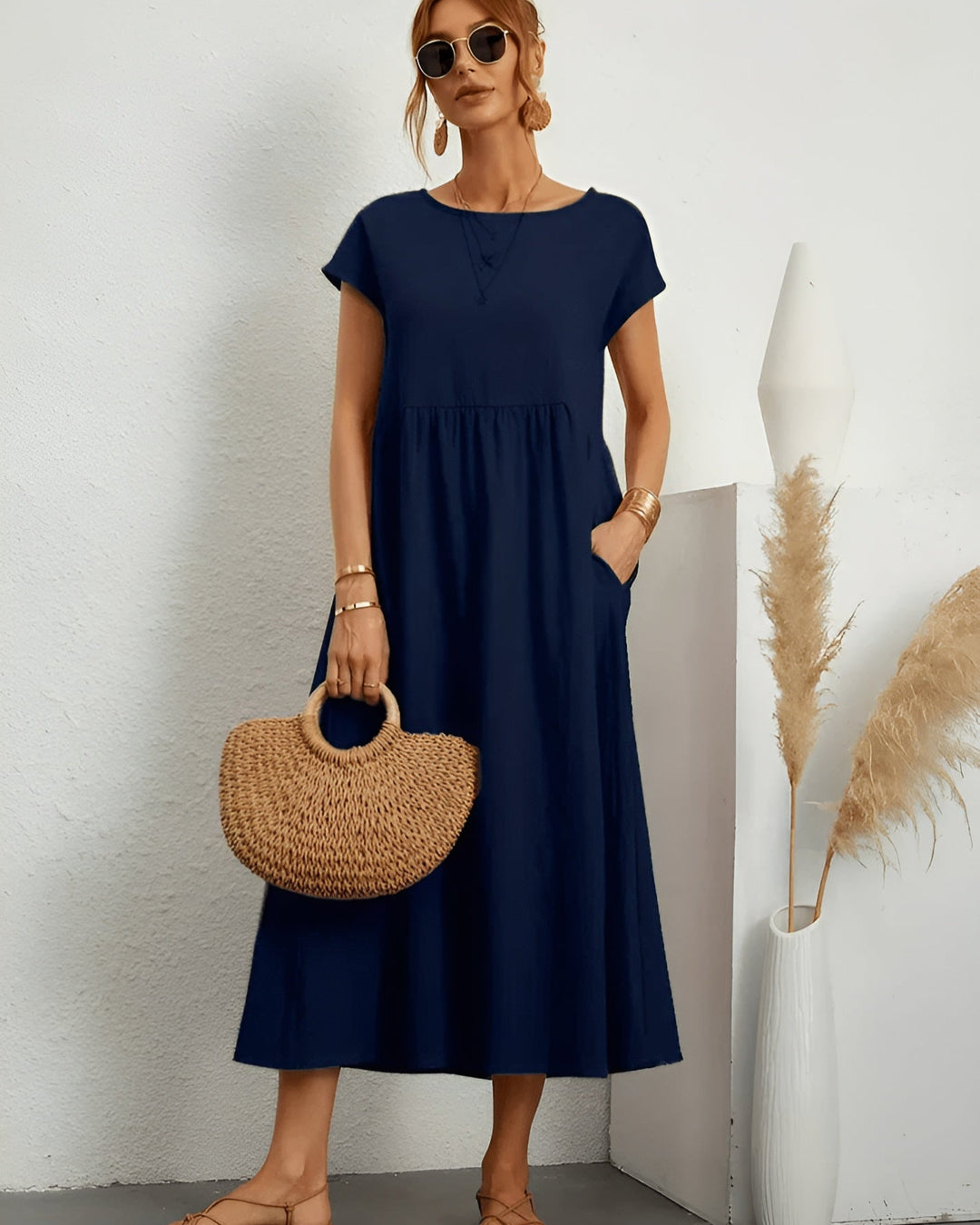 Charlotte - Elegant Comfort Dress