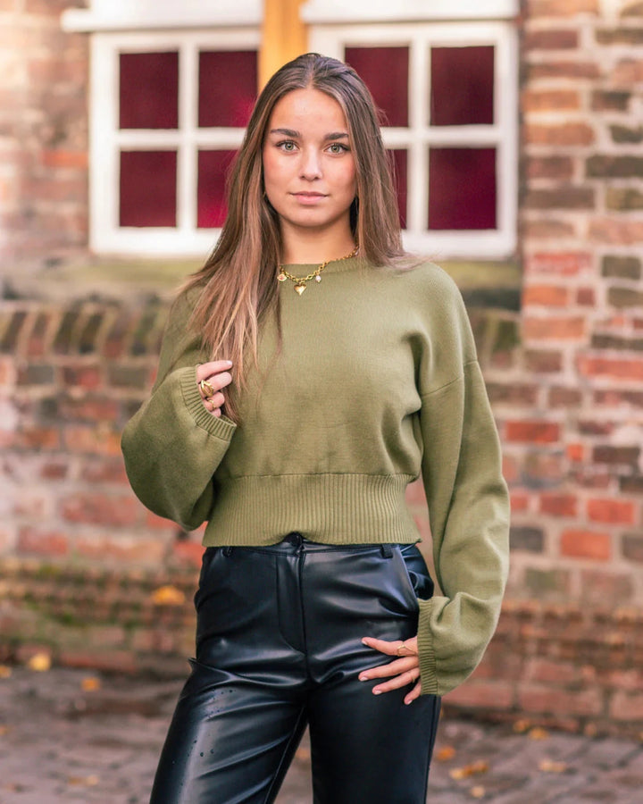 Amarah - Green cropped sweater